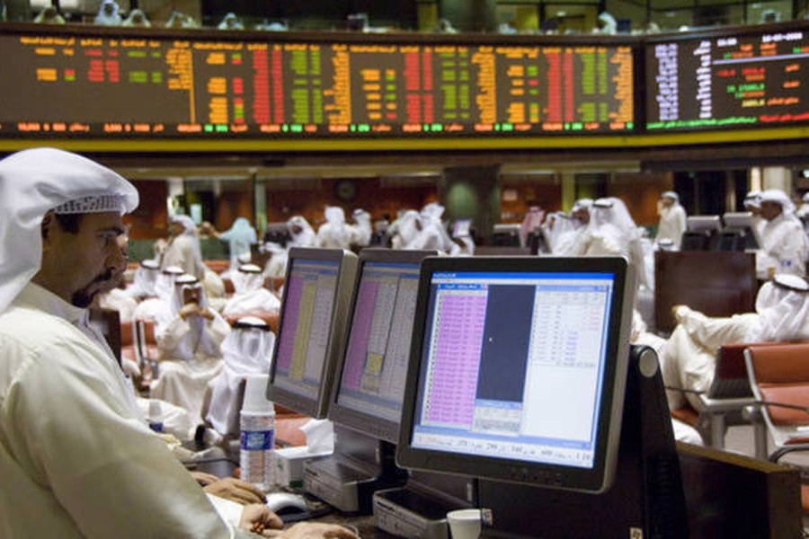 Gulf markets inches up in quiet trading