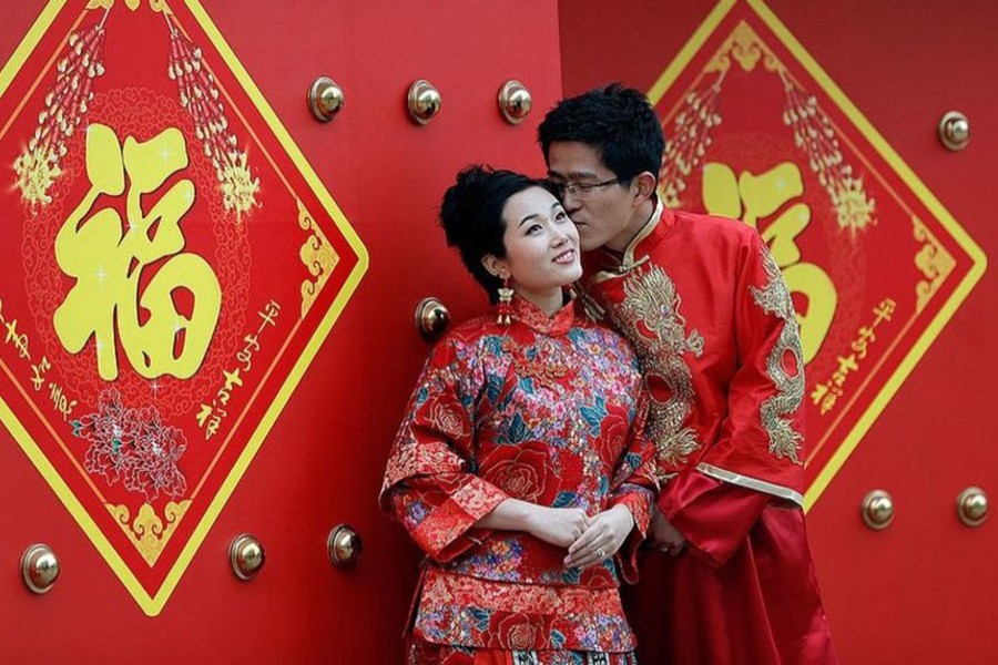 Beijing says weddings should become frugal and traditional again. Internet photo