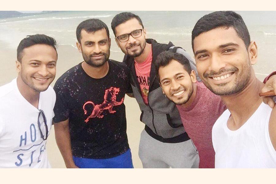 Shakib Al Hasan, Tamim Iqbal, Mashrafe Bin Mortaza, Mushfiqur Rahim and Mahmudullah Riyad