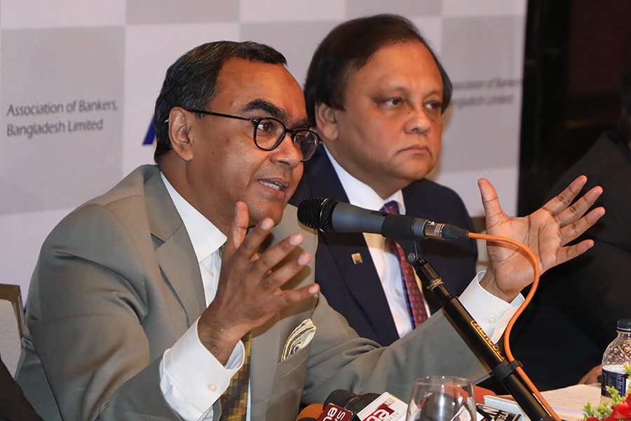 Association of Bankers Bangladesh (ABB) Chairman Syed Mahbubur Rahman speaking at a ‘meet the press’ programme at a city hotel on Wednesday — FE Photo