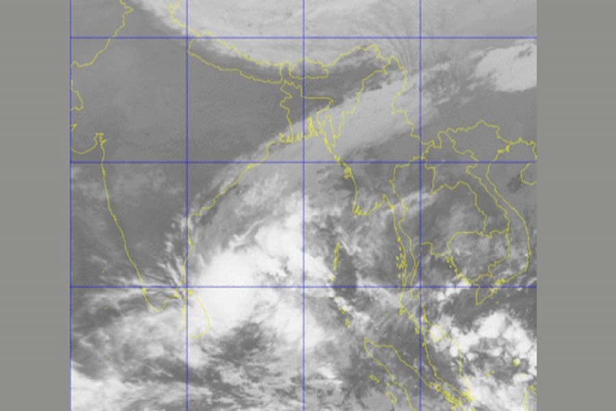 Low pressure system forming in Bay of Bengal