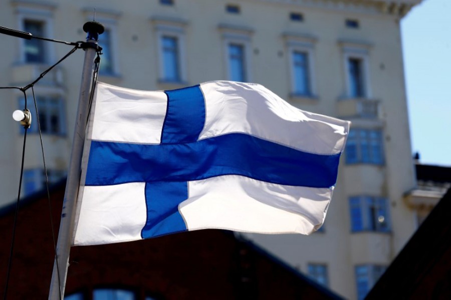 Finland cuts debt for the first time in decade