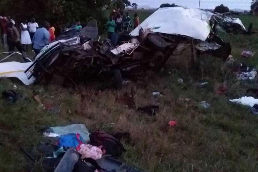 11 die in Zimbabwe road crash