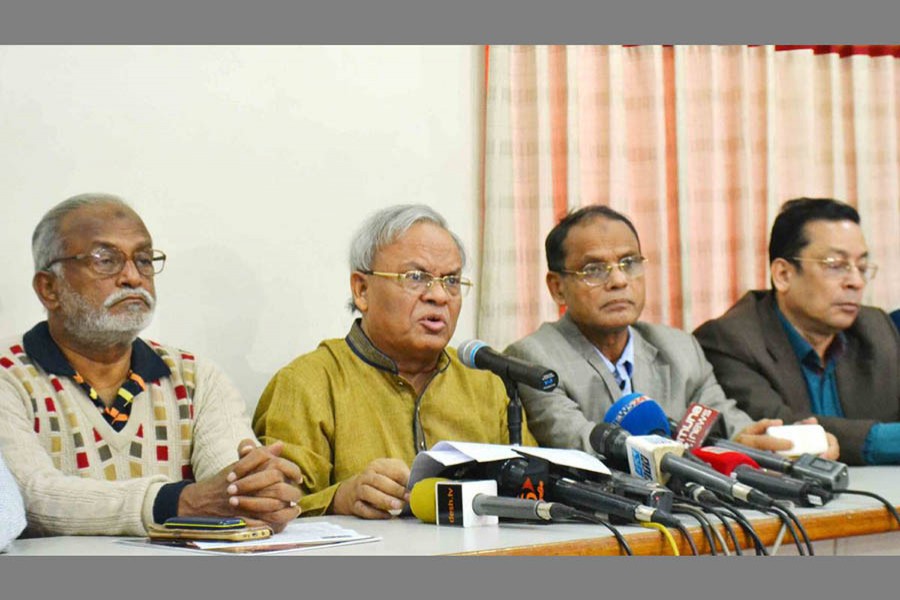 BNP Senior Joint Secretary General Ruhul Kabir Rizvi speaks at a press conference at the party’s Nayapaltan central office. Photo: UNB