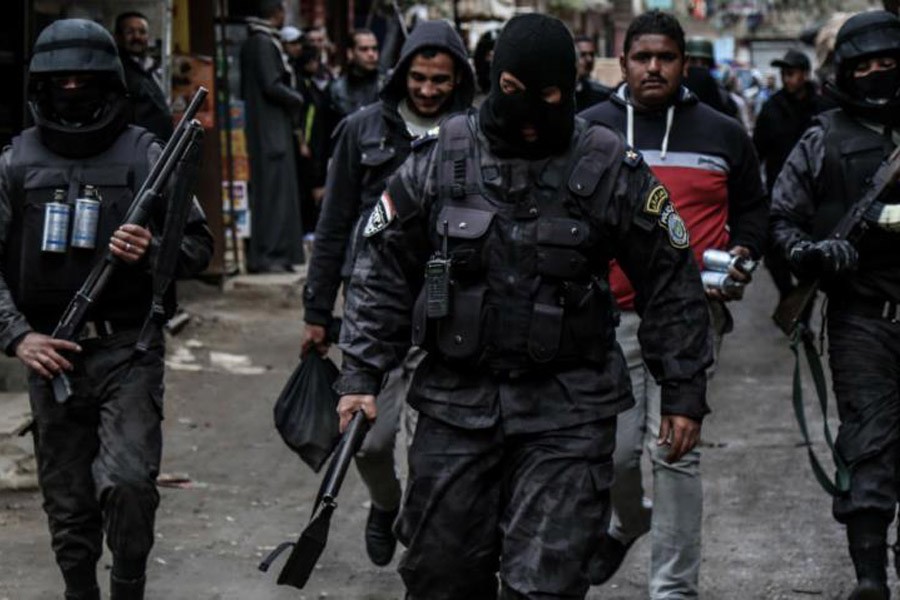 Egypt police kill 40 ‘militants' after tourist bus blast