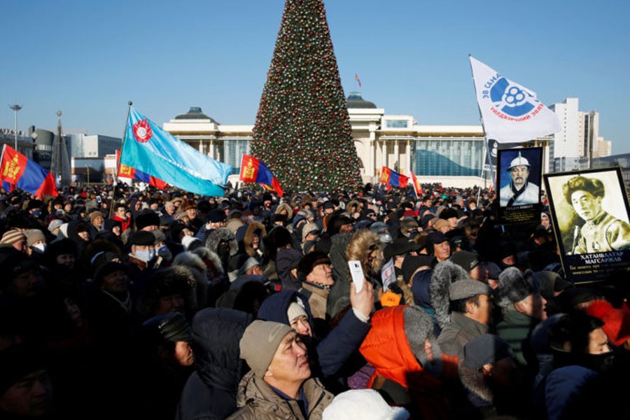 Protesters attend a demonstration to demand the resignation of Mongolia's parliamentary speaker Enkhbold Miyegombo, at Sukhbaatar Square in Ulaanbaatar, Mongolia December 27, 2018 - REUTERS/B Rentsendorj