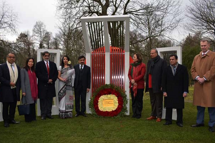 Bangladesh unveils Shaheed Minar in Netherlands