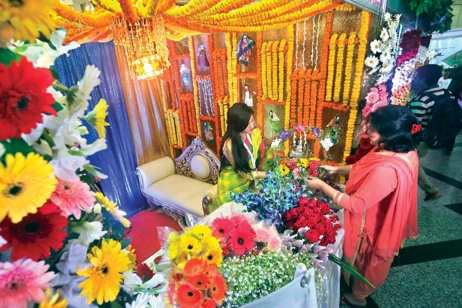 Removing drawbacks of flower sector   