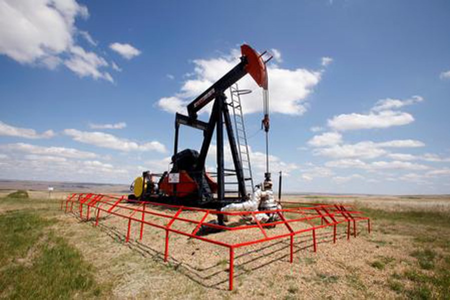 Oil prices steady amid worries  of severe economic slowdown