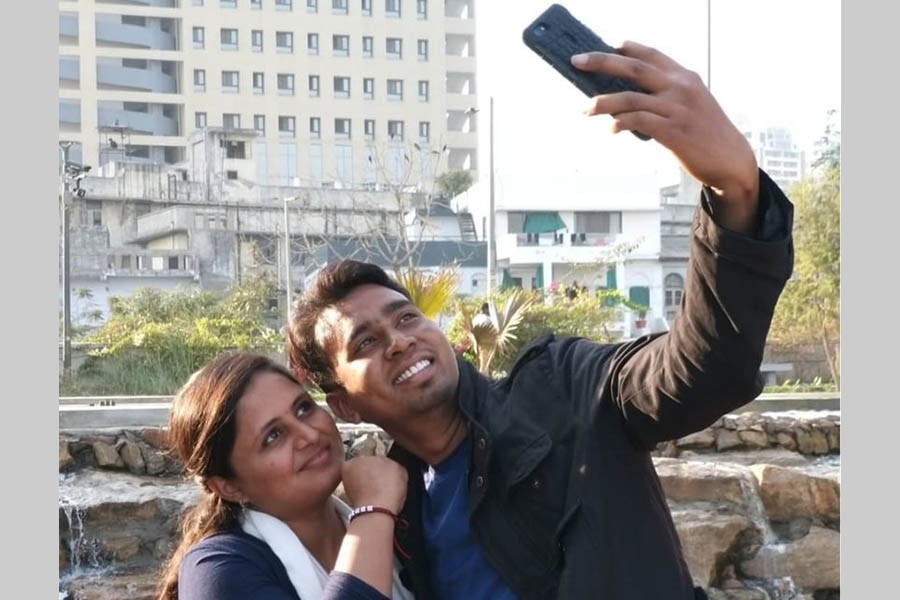 Inter-caste couple makes sacrifice for love in India
