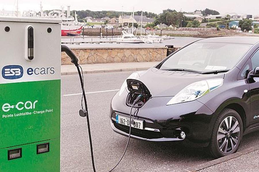 India eyes Rs 420b electric vehicles mkt by 2030