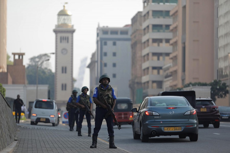 Sri Lankan military personnel stand guard on a main road near the president’s house in Colombo, three days after a string of suicide bomb attacks on churches and luxury hotels across the island on Easter Sunday, in Sri Lanka April 24, 2019 — Reuters photo