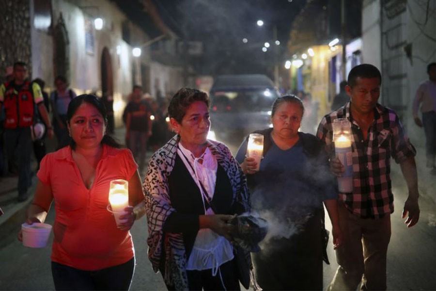 Gunmen kill mayor, two others in Mexico