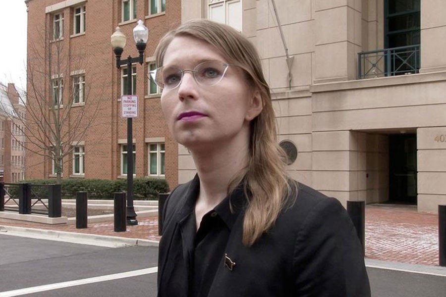 Former US Army intelligence analyst Chelsea Manning speaks to reporters outside the US federal courthouse shortly before appearing before a federal judge and being taken into custody as he held her in contempt of court for refusing to testify before a federal grand jury in Alexandria, Virginia, US March 8, 2019 - Reuters file photo