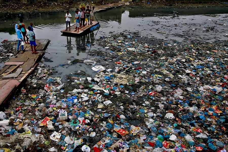 Landmark UN plastic waste pact gets approved but not by US