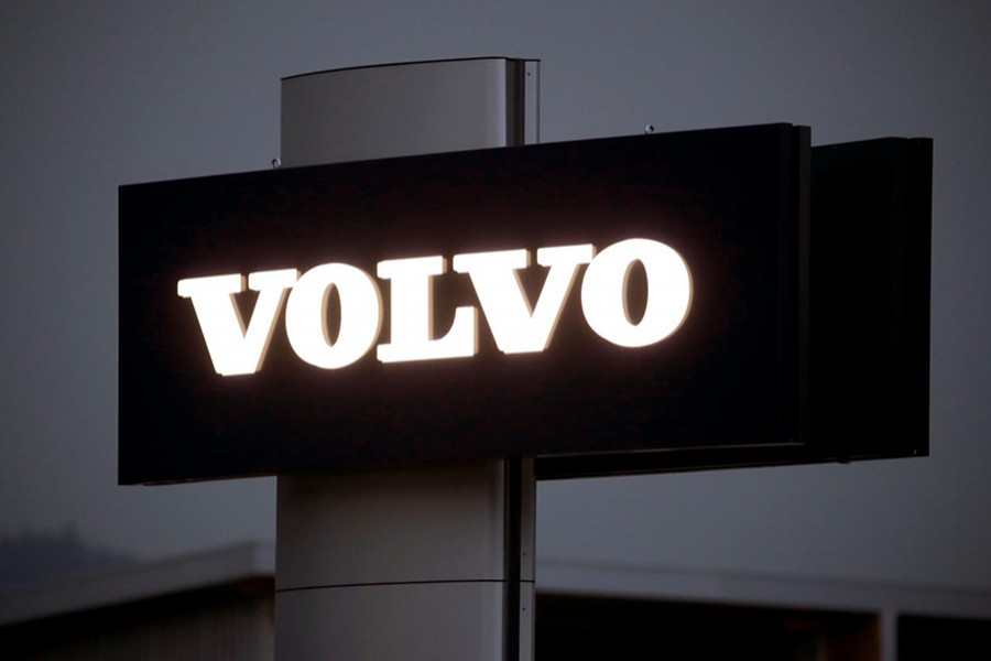 The logo of Swedish automobile manufacturer Volvo is seen at Stierli Automobile AG company in St Erhard, Switzerland April 11, 2019 — Reuters/Files