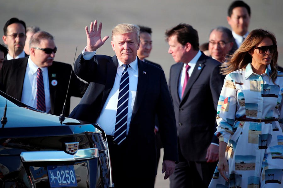 Trump arrives in Japan for ceremonial visit