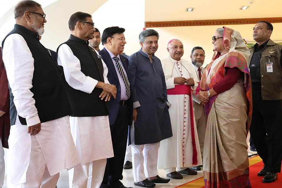 Ministers, cabinet secretary, the dean of the diplomatic corps, chiefs of the three services, and high civil and military officials see the prime minister off at the airport on Tuesday morning — Focus Bangla photo