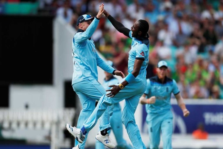 England's Jofra Archer celebrates taking the wicket of South Africa's Aiden Markram. ICC Cricket World Cup - England v South Africa - Kia Oval, London, Britain - May 30, 2019. Action Images via Reuters