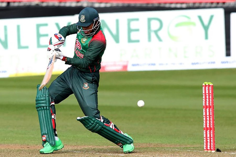Bangladesh 190/2 in 30 overs