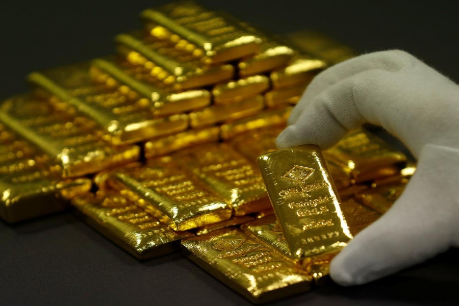 Gold bars are seen in the Austrian Gold and Silver Separating Plant 'Oegussa' in Vienna, Austria, December 15, 2017. Reuters/File Photo