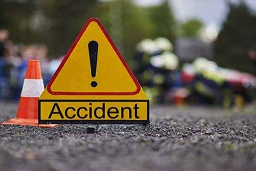 Two die in Gazipur road mishap