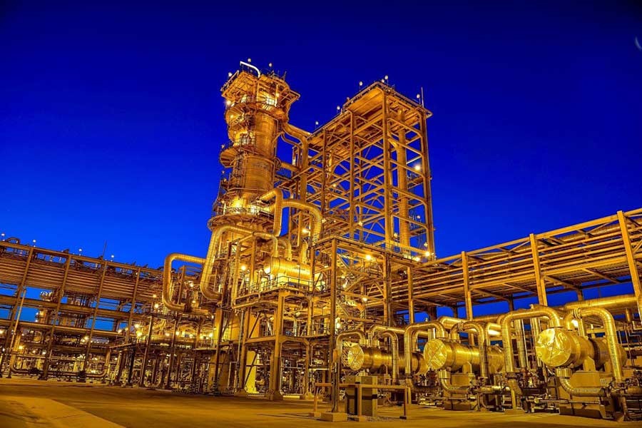 A view of Saudi Aramco's Manifa oilfield on January 22, 2015. —Photo: Reuters