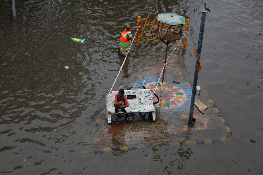 Death toll rises to 93 in floods in south India