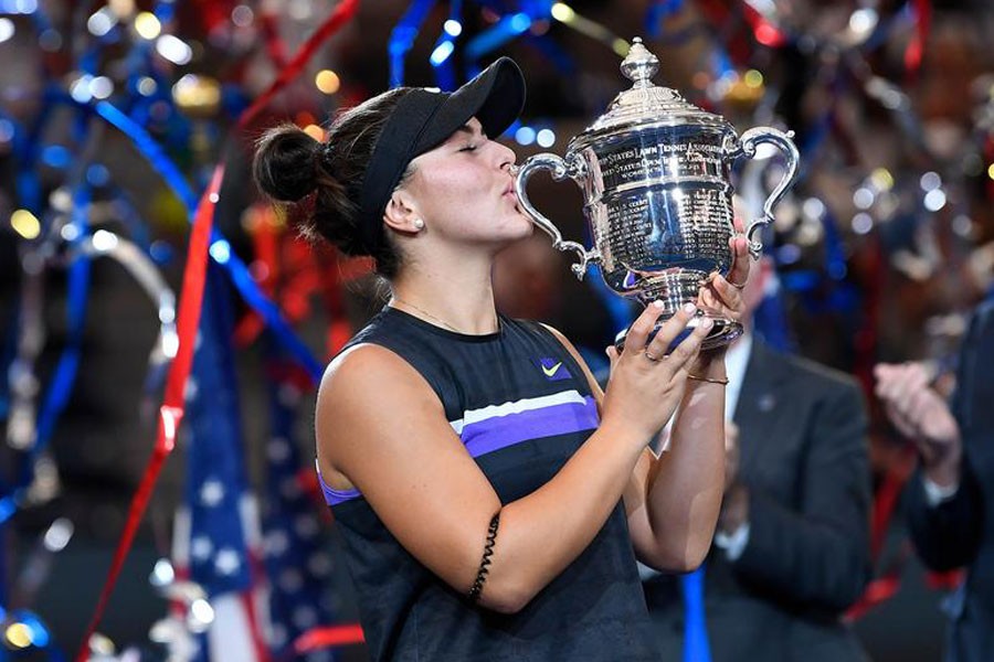 Bianca Andreescu with the US Open championship trophy after beating Serena Williams in the women s singles final. Robert Deutsch-USA TODAY Sports
