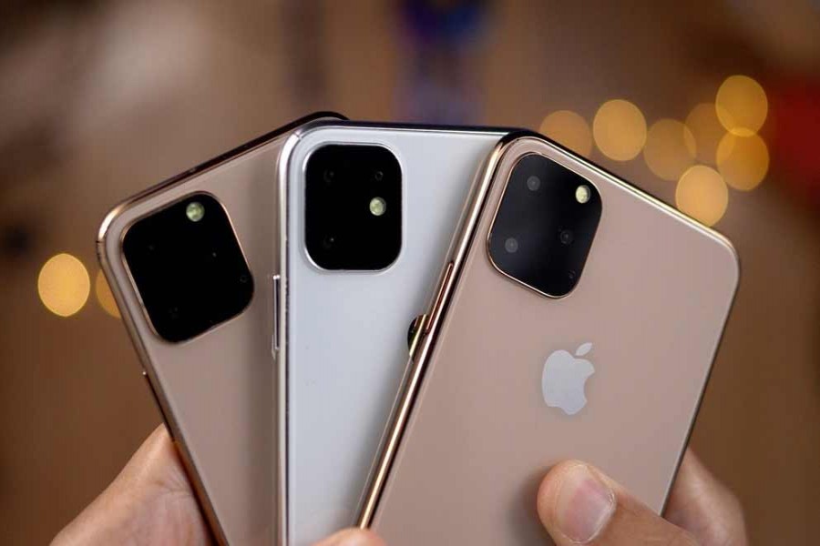 Apple may spark upgrade rush with new iPhones