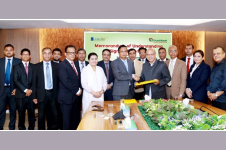 Trust Bank Limited, Lakeshore Hotel sign MoU