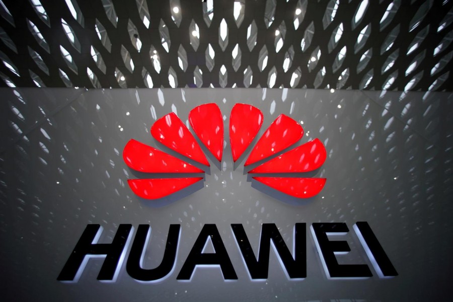 US to extend its cos' licence for business with Huawei