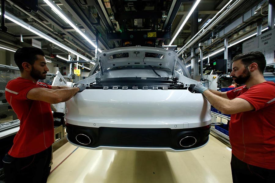 German car industry to slash more jobs in 2020