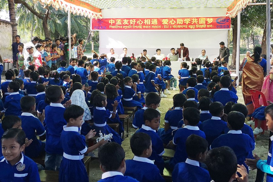 China Harbour celebrates Volunteers’ day with Mirsarai school students