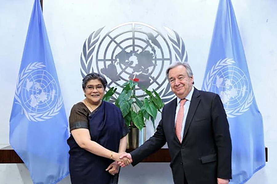 Rabab Fatima presents her credentials to UN SG