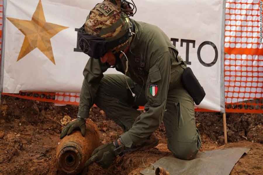 54,000 people evacuated after WWII bomb found in Italy