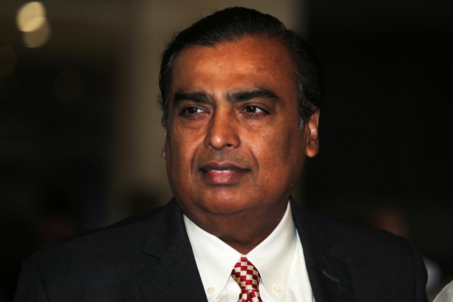 Mukesh Ambani, Chairman and Managing Director of Reliance Industries, arrives to address the company's annual general meeting in Mumbai, India July 5, 2018. REUTERS/Francis Mascarenhas