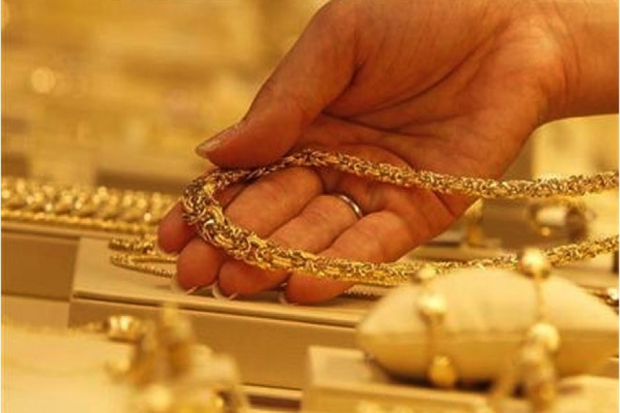Gold prices surge to over Tk 60,000 per Bhori