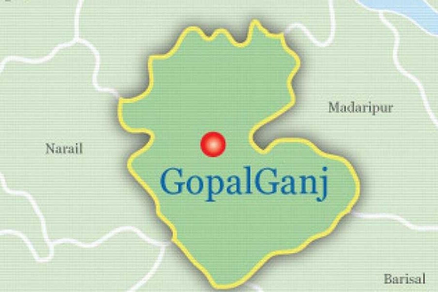Three students die as train hits motorbike in Gopalganj