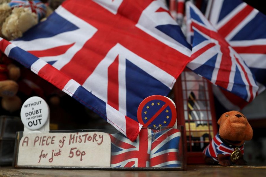 A British bulldog toy and other souvenirs are pictured at a souvenir store, near Parliament Square, on Brexit day, in London, Britain January 31, 2020. REUTERS/Simon Dawson
