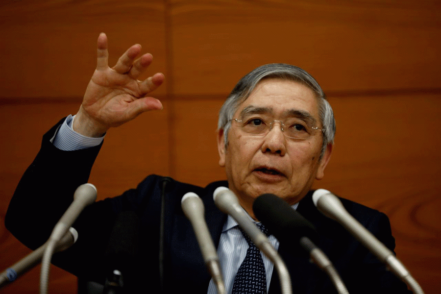 Kuroda watching with ‘grave concern’ as virus hits Asian economies