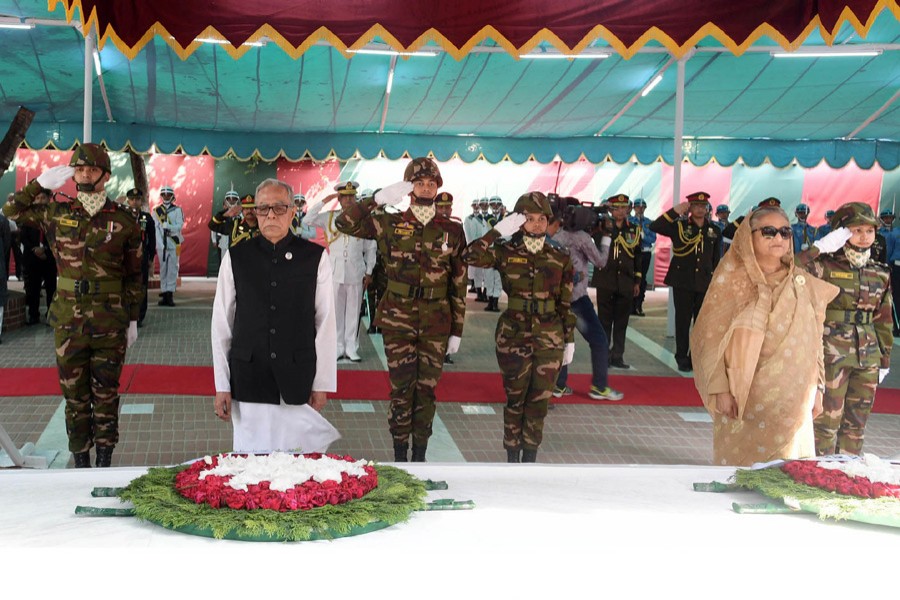 President M Abdul Hamid and prime minister Sheikh Hasina pay tributes to father of the nation Bangabandhu Sheikh Mujibur Rahman by placing wreaths at the mazar (mausoleum) of the great leader today (Tuesday) on the occasion of his 100th birth anniversary. — PID