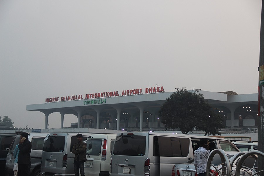 Two overseas returnees sent to hospital from Shahjalal Airport
