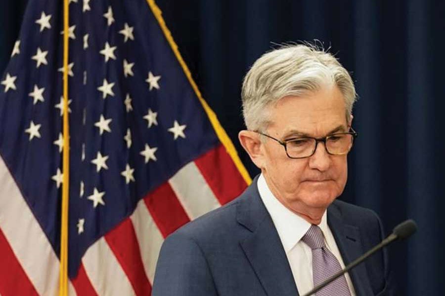 Appearing on a network morning show on Thursday (March 26, Federal Reserve Chairman Jerome Powell gave a message of first containing the pandemic, then opening for business  - in contrast to Trump's call to get economy 'roaring' by Easter (April 20).     —Photo: Reuters