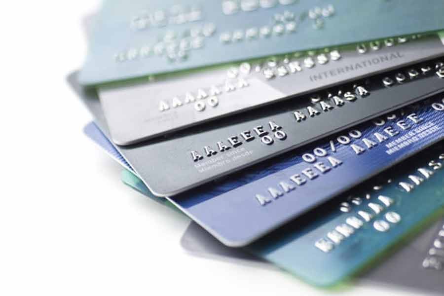 Credit card holders confused over interest for late payment