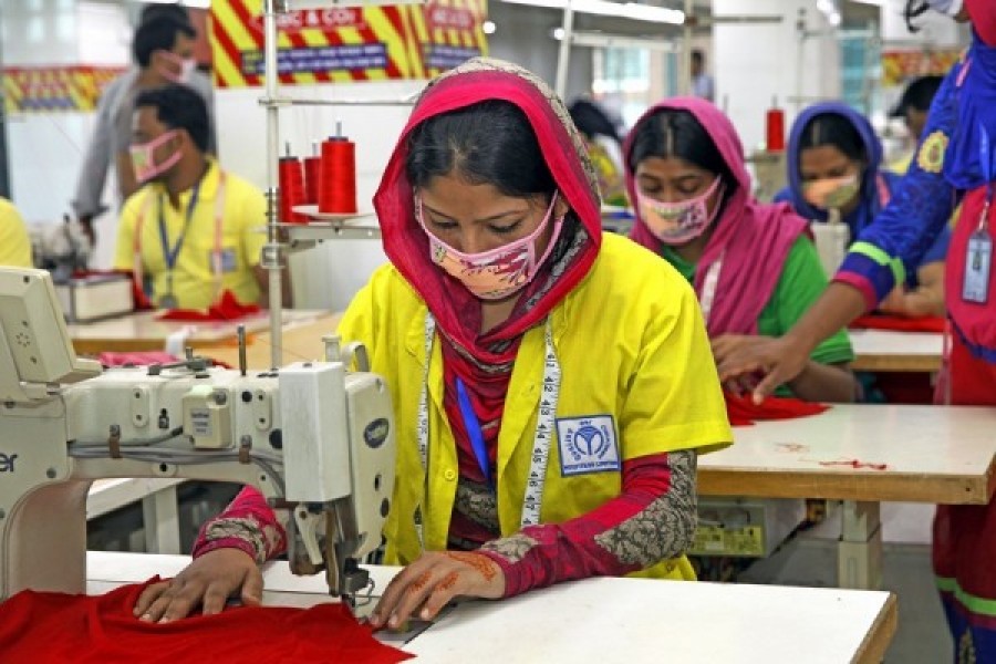 Govt asks RMG factory owners to pay wages, festival bonus in time  