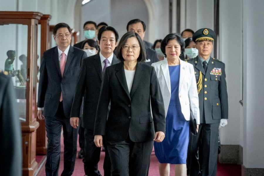 Taiwan President Tsai Ing-wen and Vice President William Lai Ching-te attend the inauguration ceremony at the Presidential Office Building in Taipei, Taiwan May 20, 2020. Makoto Lin/Taiwan Presidential Office/Handout via REUTERS
