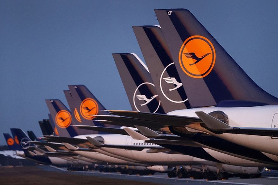 Planes of German carrier Lufthansa parked on a closed runway at Frankfurt airport, Germany on March 23, 2020, as the spread of the coronavirus continues — Reuters/Files