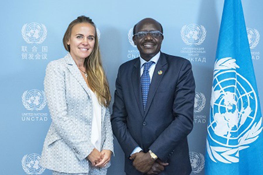 Dona Bertarelli (L) and UNCTAD Secretary-General Mukhisa Kituyi