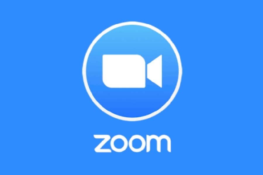 Zoom beats peers as people retreat to living rooms